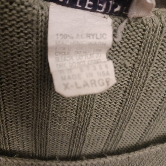 White Fish Bay olive green short sleeve womens top - Picture 4 of 4